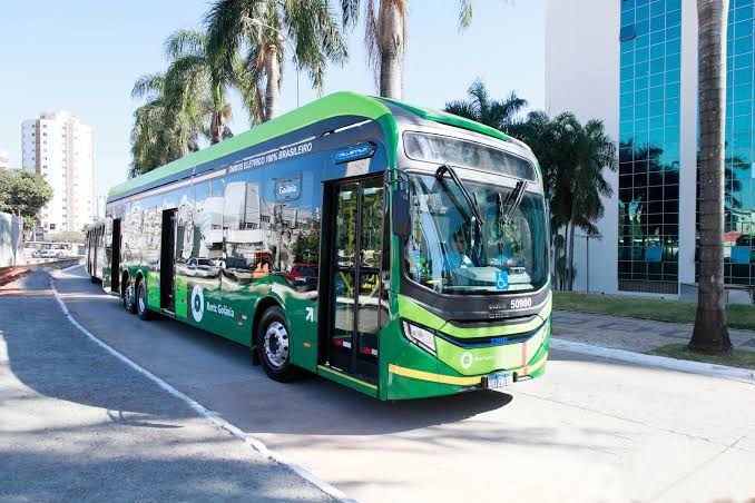 ÔNIBUS ELÉTRICO