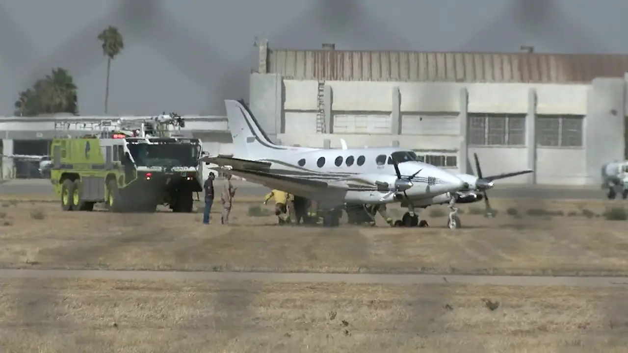 Passageira sem experiência em pilotar pousa aeronave após piloto ter uma emergência cardíaca durante voo